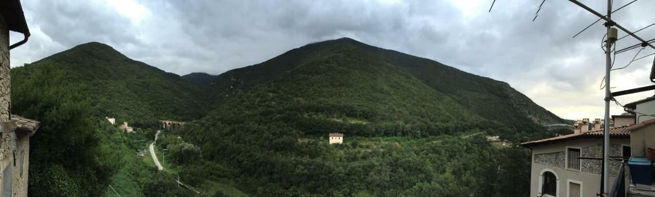 Casa Ai Piedi Della Riserva Naturale Pettorano sul Gizio Luaran gambar