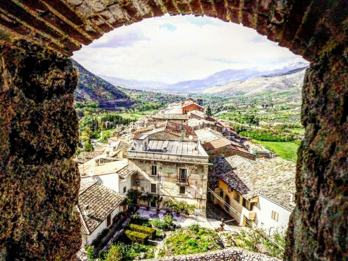 Casa Ai Piedi Della Riserva Naturale Pettorano sul Gizio Luaran gambar